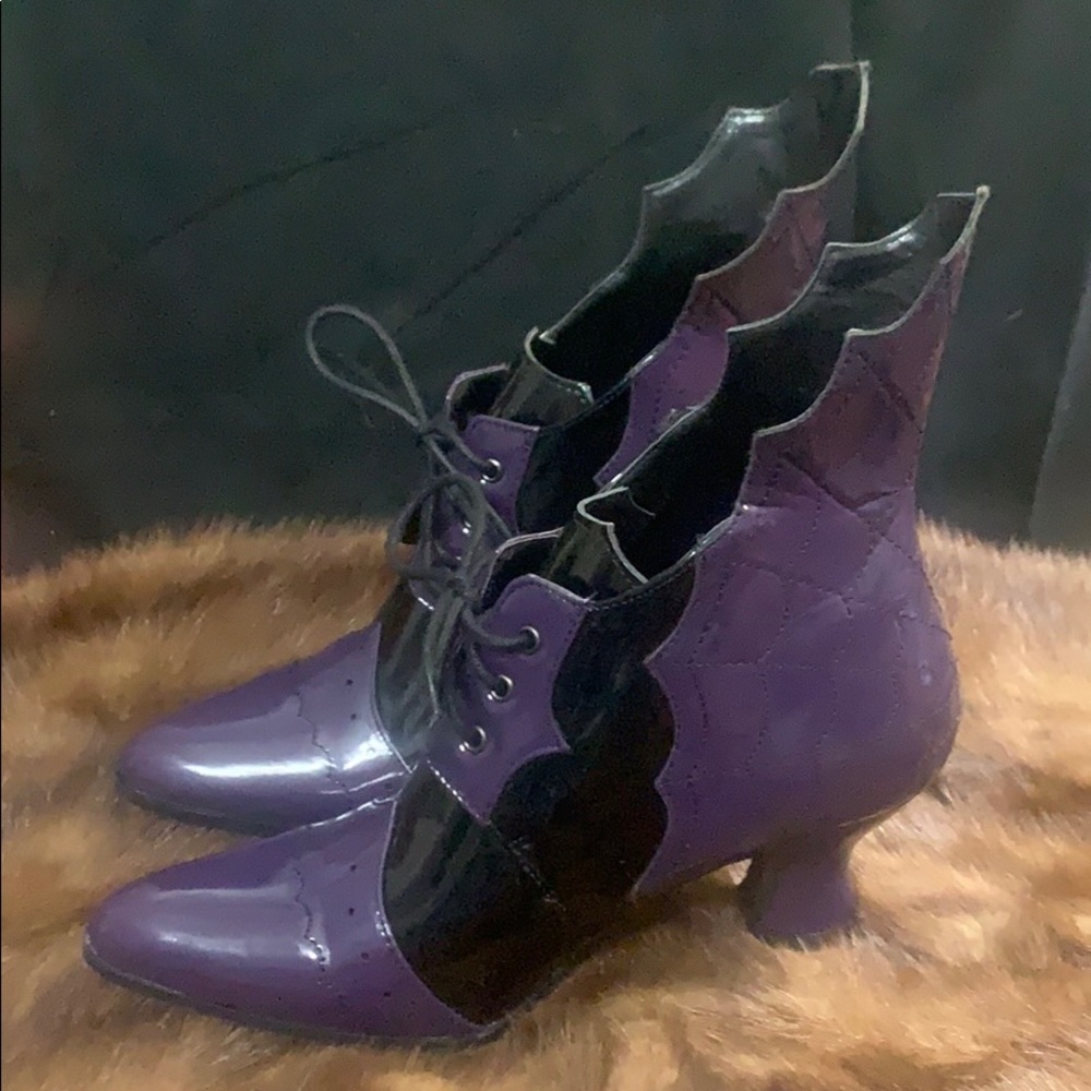 Witchy spiderweb boots